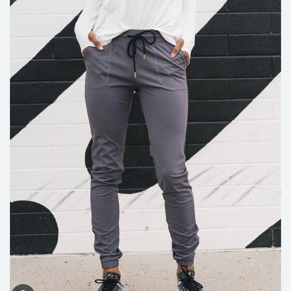 NWT ZYIA DARK Gray Women's Jogger Pants